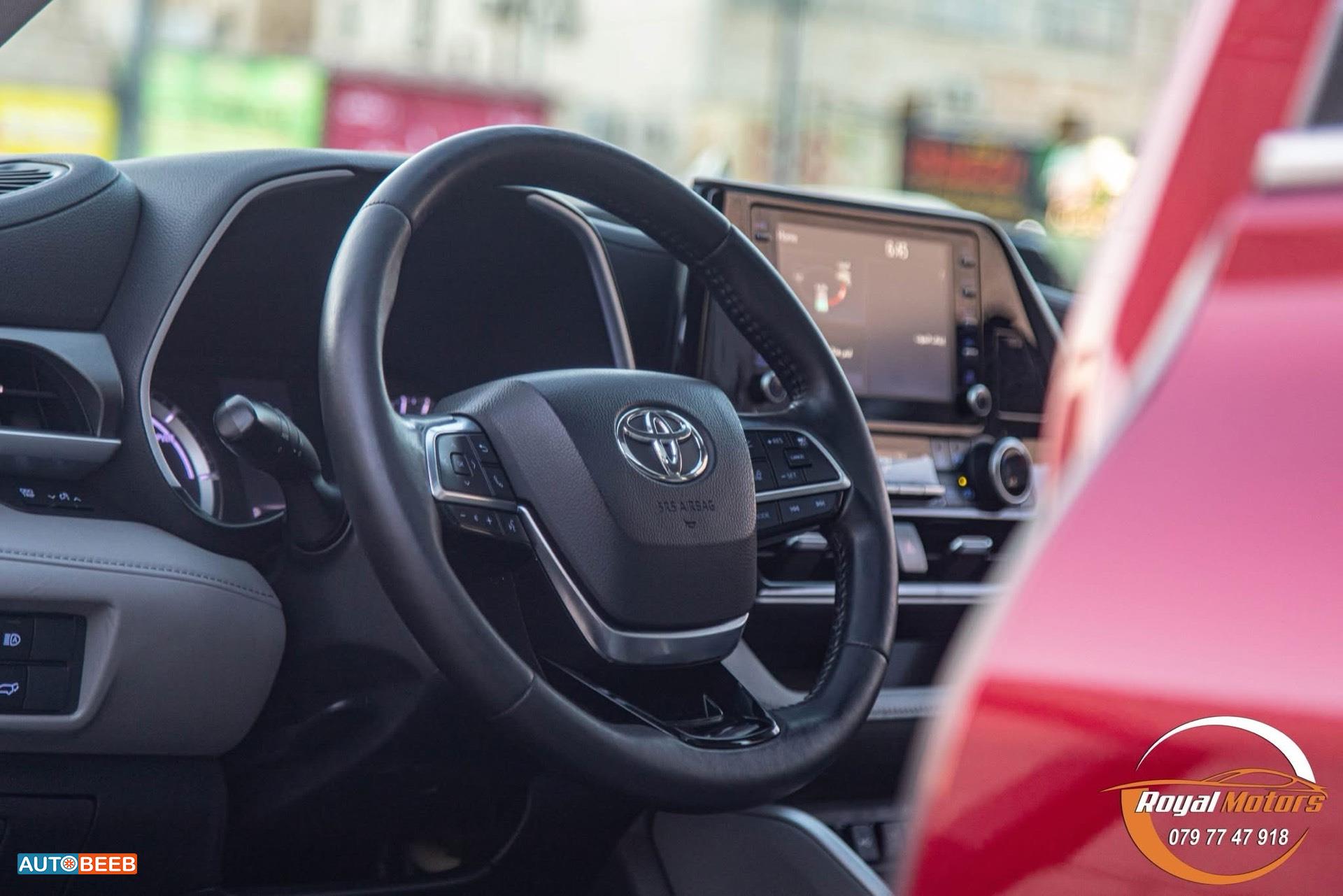 Toyota Highlander 2020