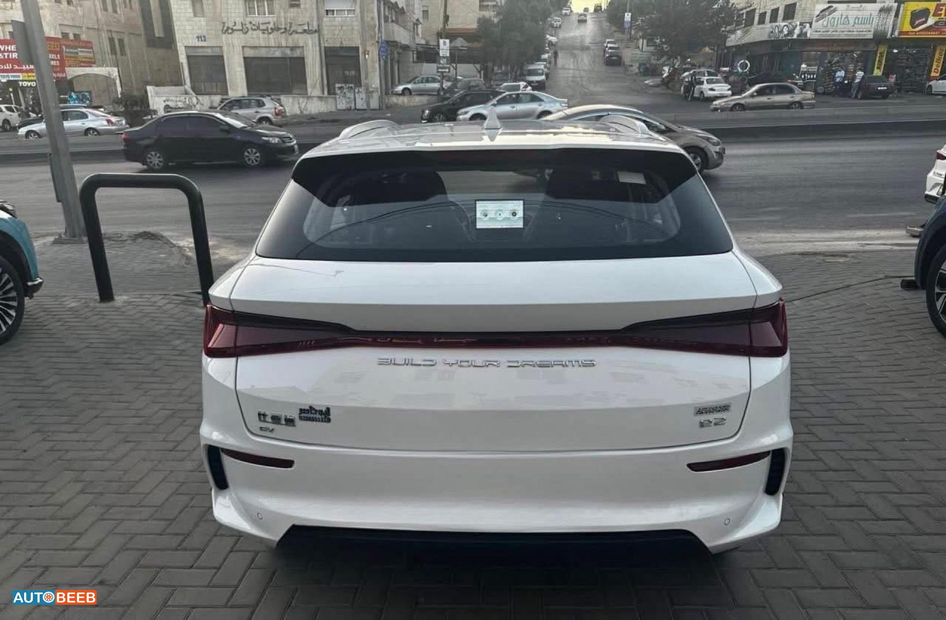 بي واي دي E2 2023
