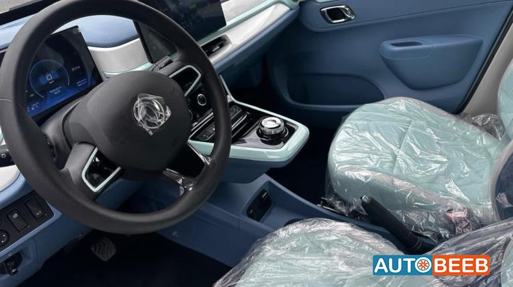 دونج فينج EX1 2022