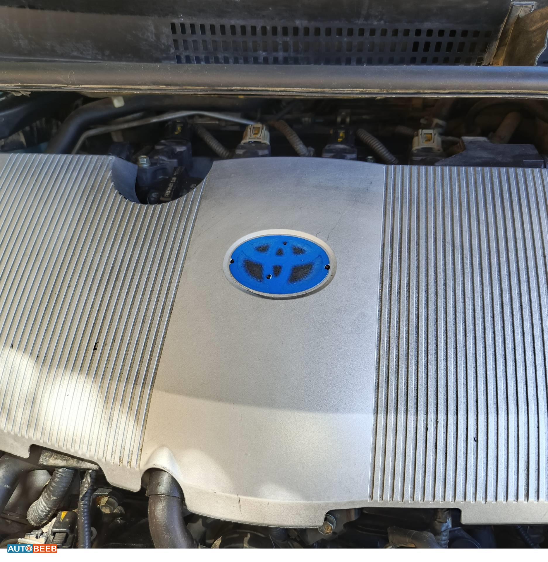 تويوتا بريوس 2017