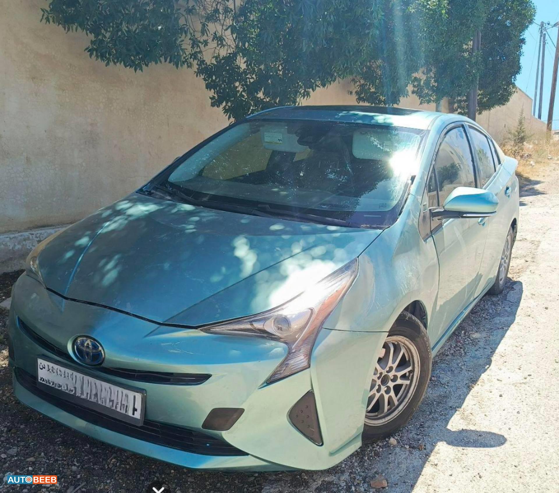 تويوتا بريوس 2017