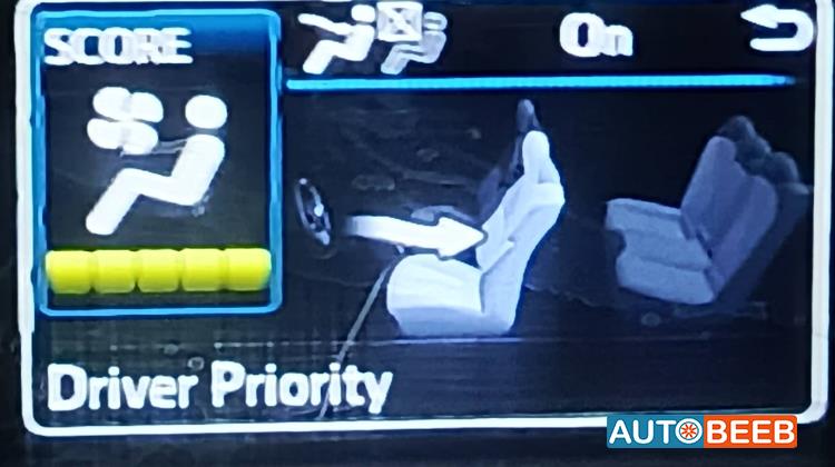 تويوتا بريوس 2017