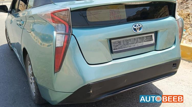 تويوتا بريوس 2017