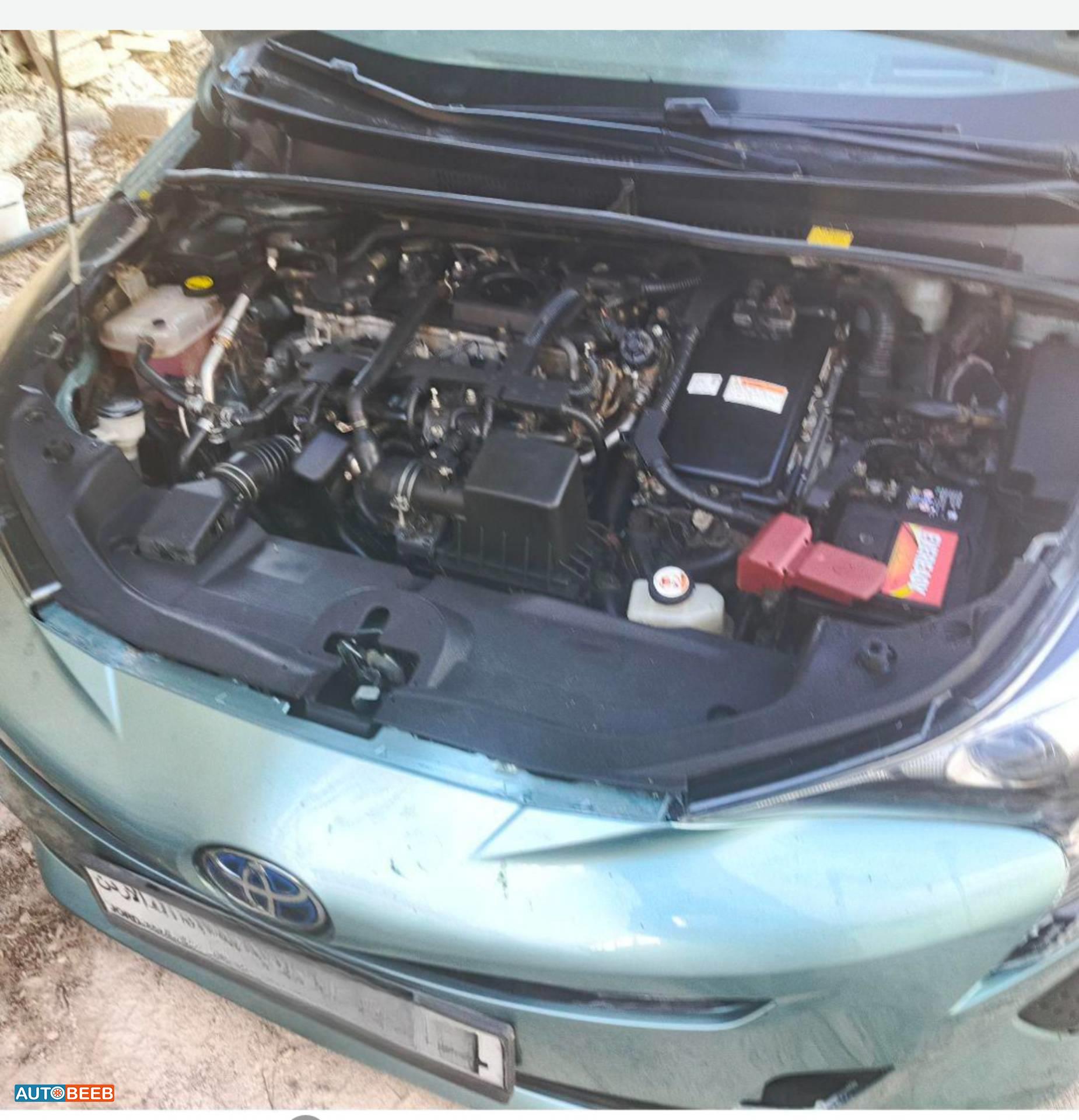 تويوتا بريوس 2017