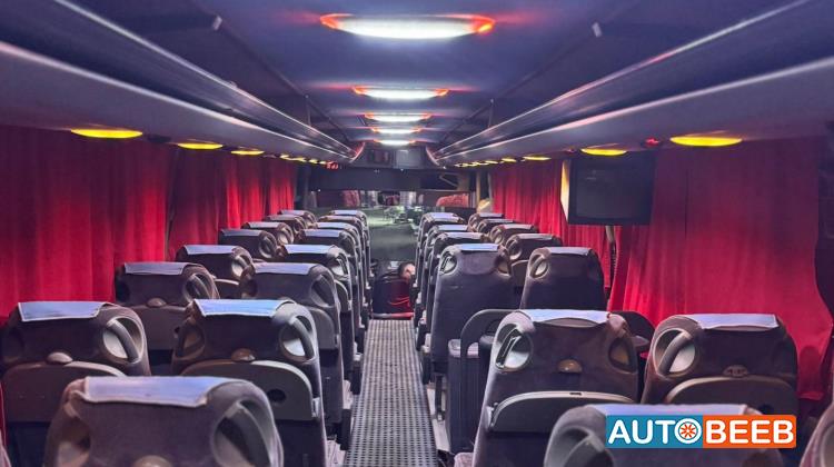 Coaches Mercedes Benz 2002