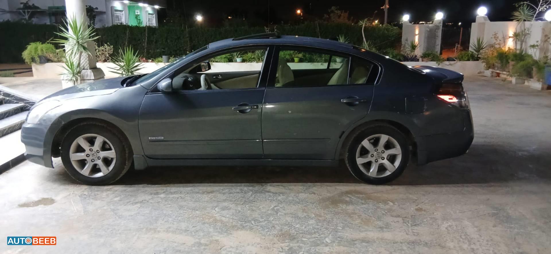 نيسان التيما 2009