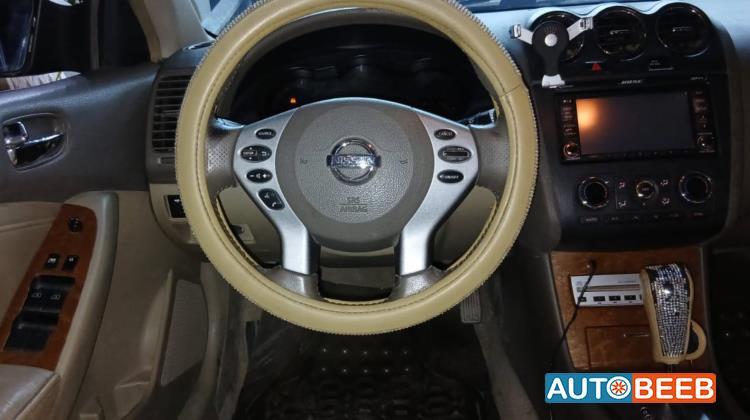 نيسان التيما 2009