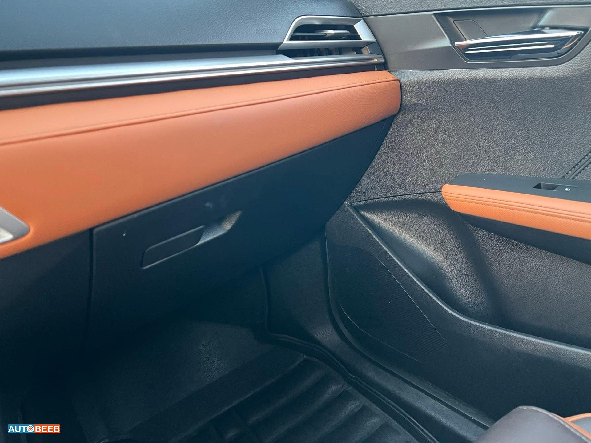 بي واي دي E2 2021