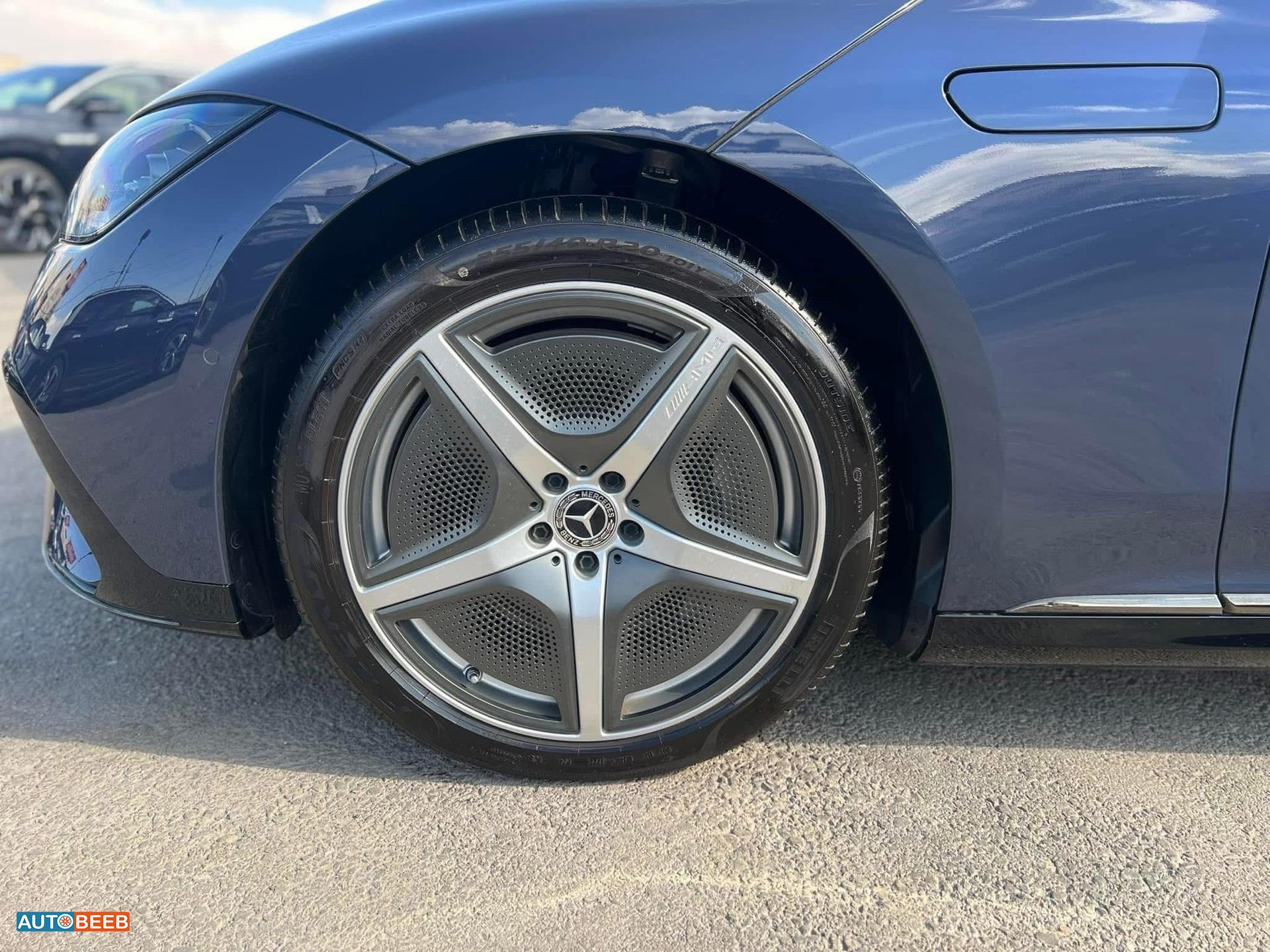 Mercedes Benz EQE350 2022