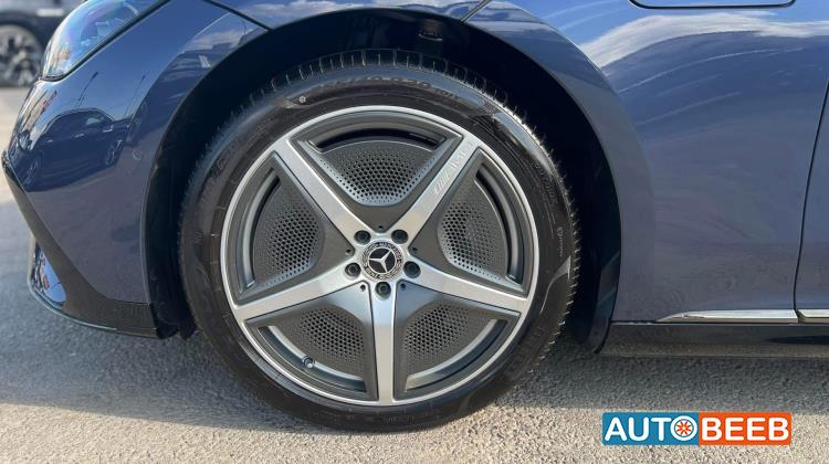 Mercedes Benz EQE350 2022