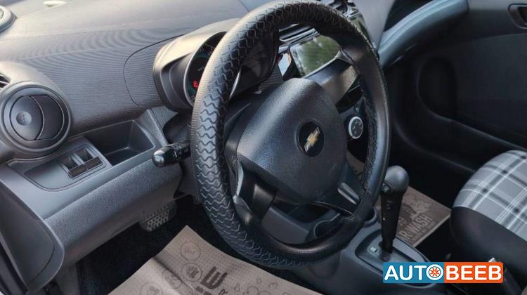 Chevrolet Spark 2015