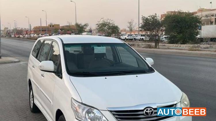 تويوتا انوفا 2013