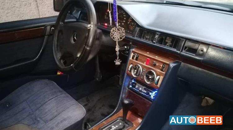 مرسيدس بنز E200 1992