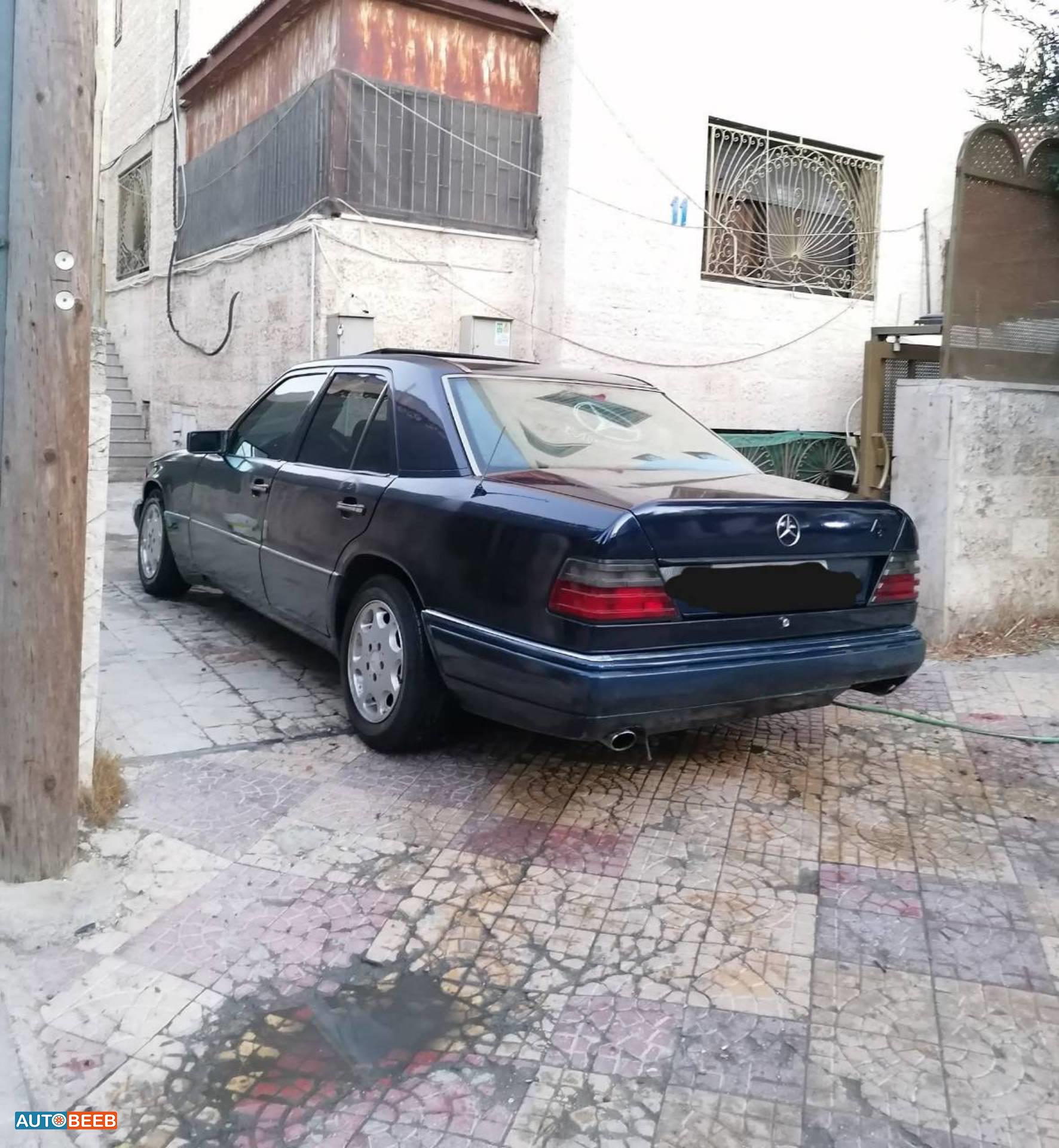 مرسيدس بنز E200 1992