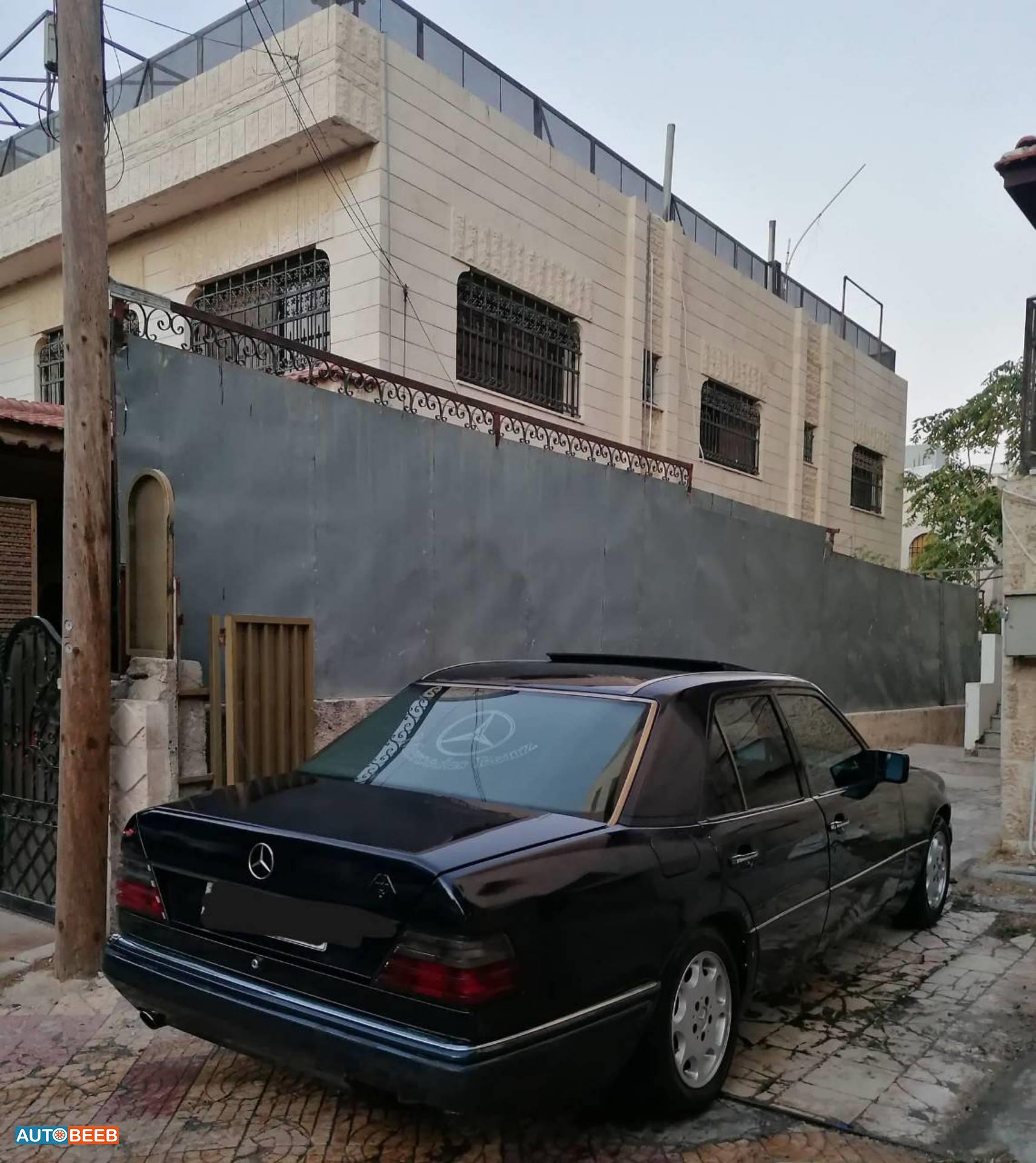 مرسيدس بنز E200 1992