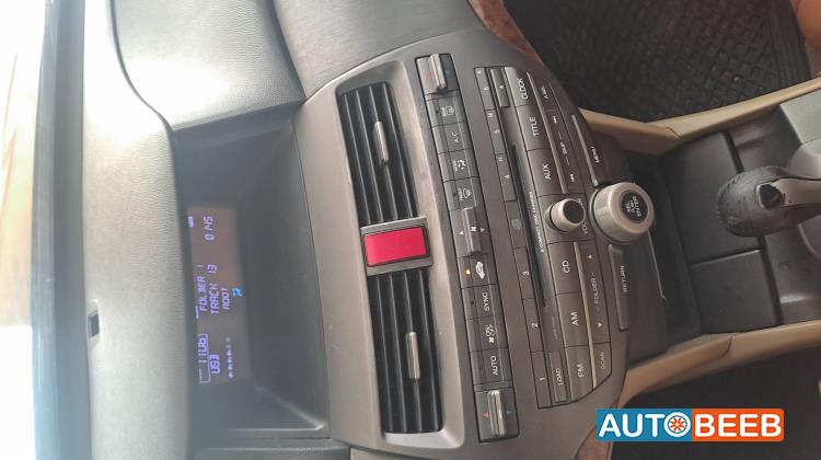 هوندا اكورد 2012