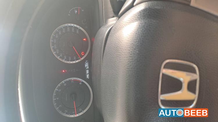 هوندا اكورد 2012