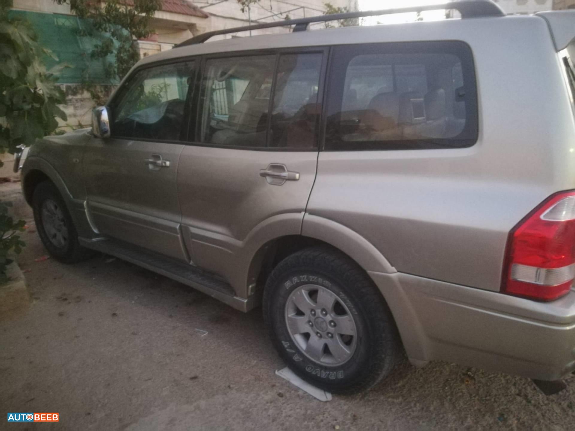 ميتسوبيشي باجيرو 2004