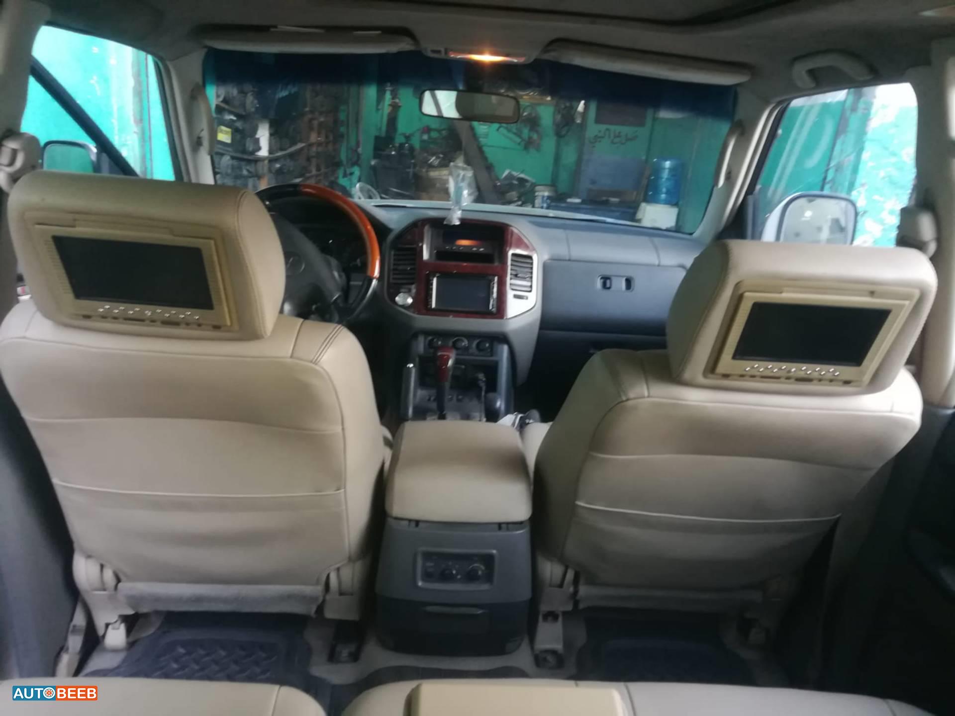 ميتسوبيشي باجيرو 2004