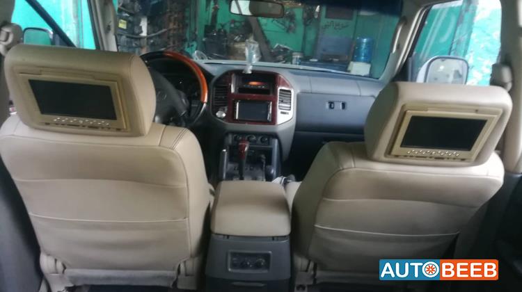 ميتسوبيشي باجيرو 2004