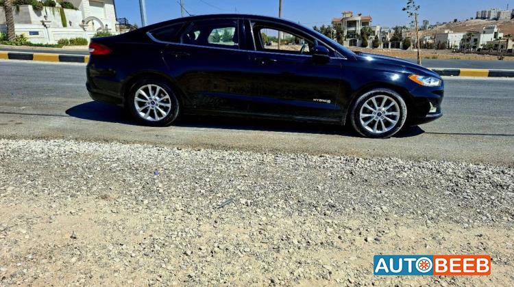 فورد فيوجن 2017