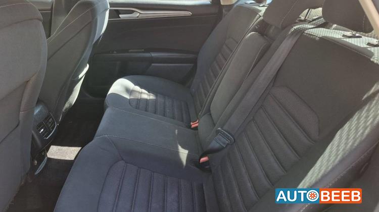 فورد فيوجن 2017