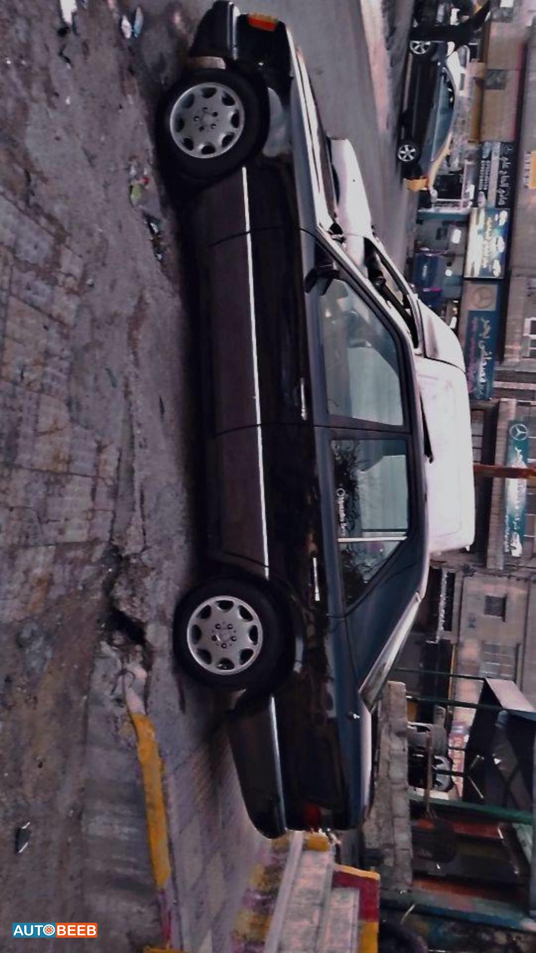 مرسيدس بنز A200 1990