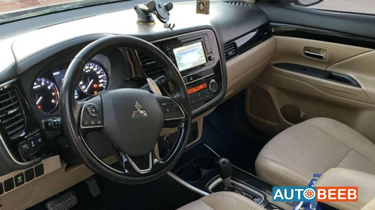 ميتسوبيشي اوتلاندر 2019