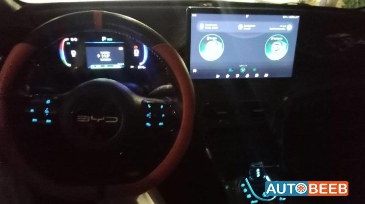 بي واي دي E2 2023