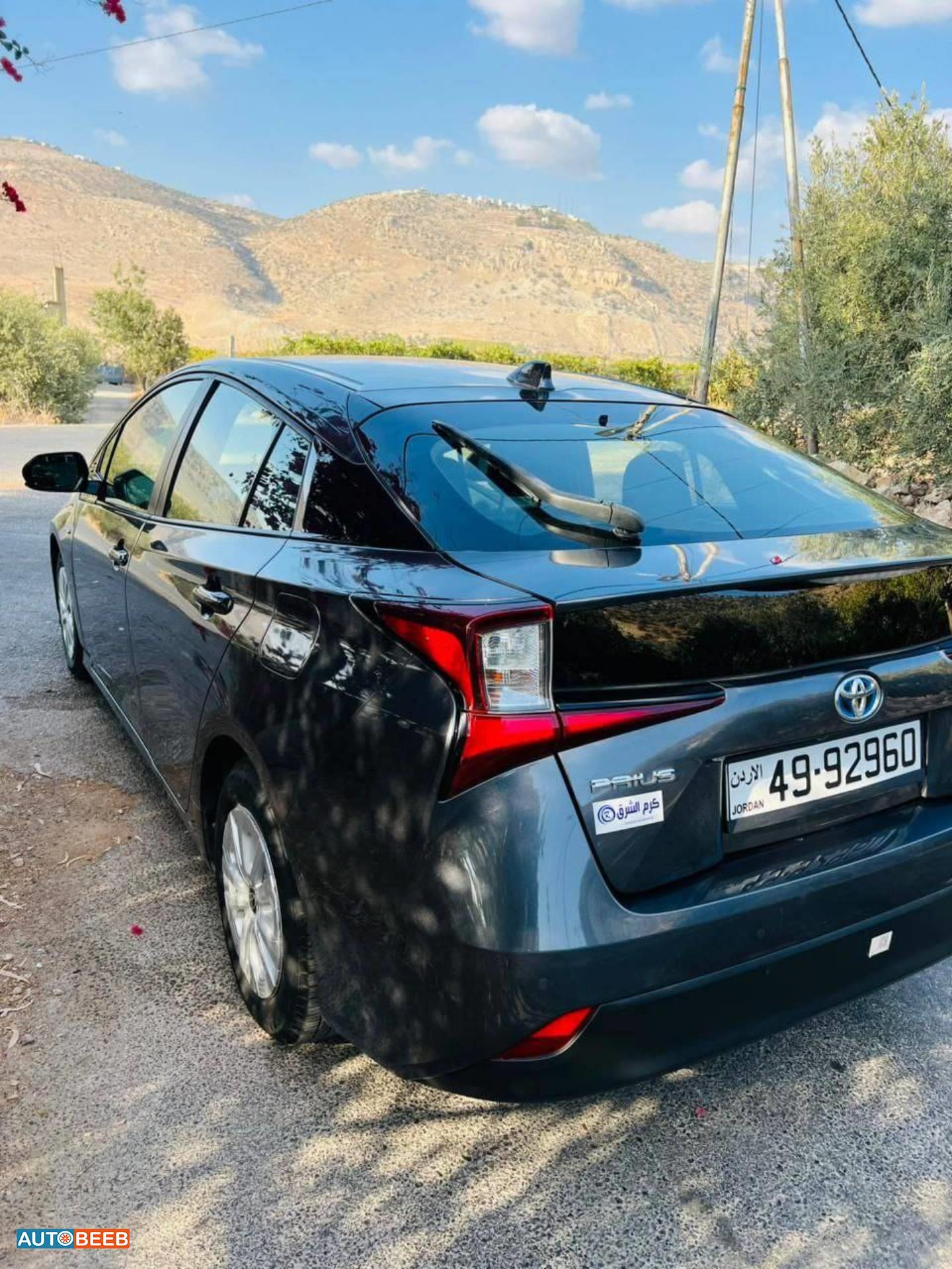 تويوتا بريوس 2020