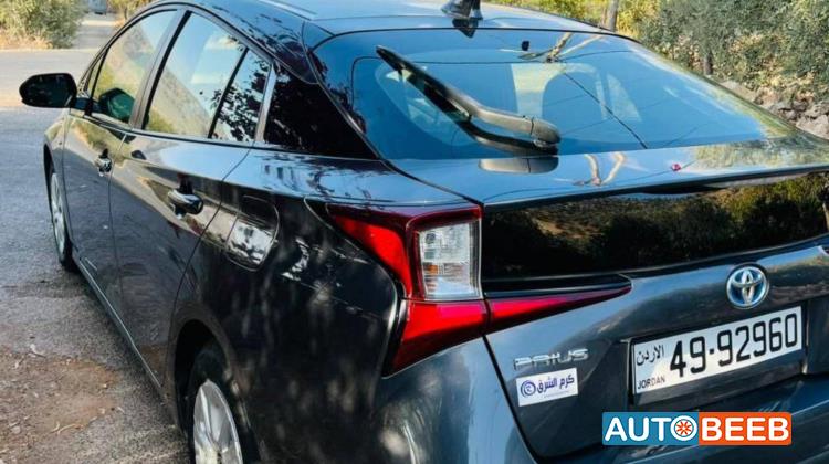 تويوتا بريوس 2020