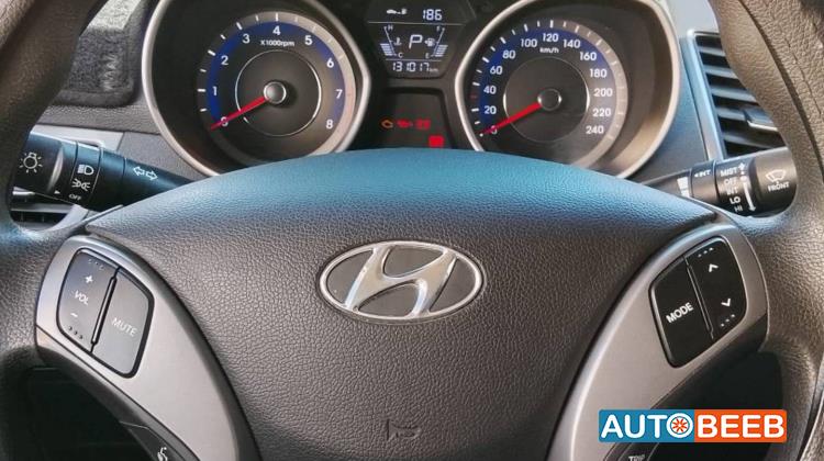 هيونداي افانتي 2016