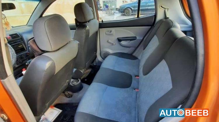 كيا بيكانتو 2006