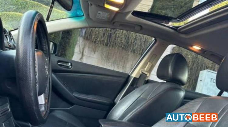 Nissan Altima 2009
