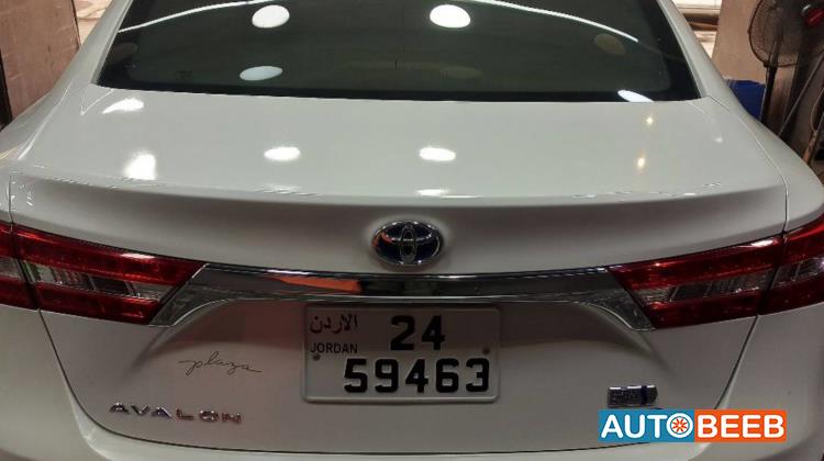 تويوتا افالون 2013