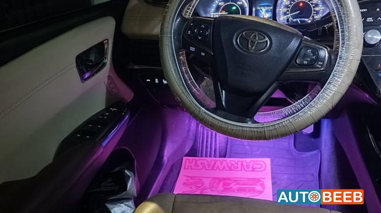 تويوتا افالون 2013