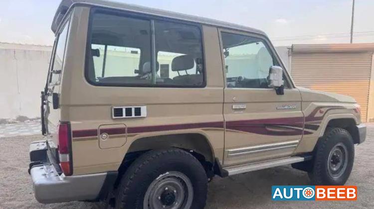 تويوتا لاندكروزر 2016