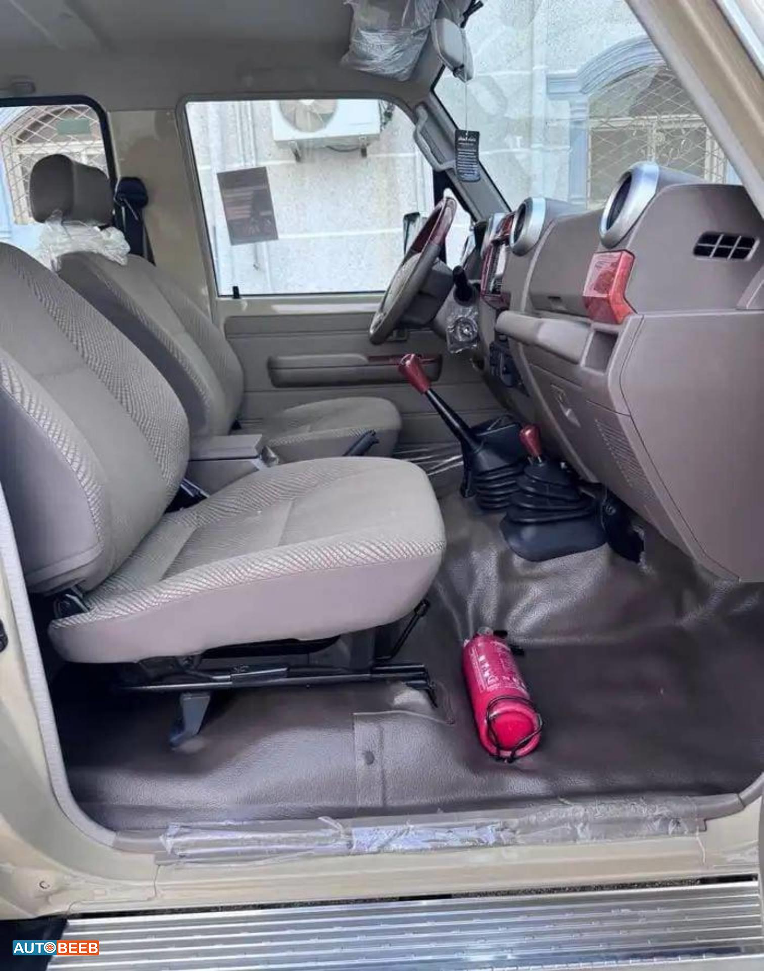 تويوتا لاندكروزر 2016