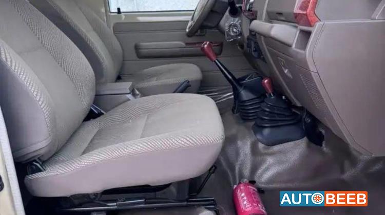 تويوتا لاندكروزر 2016