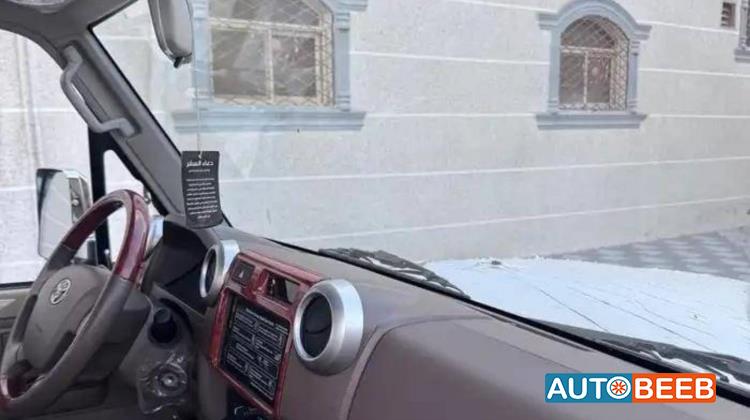 تويوتا لاندكروزر 2016