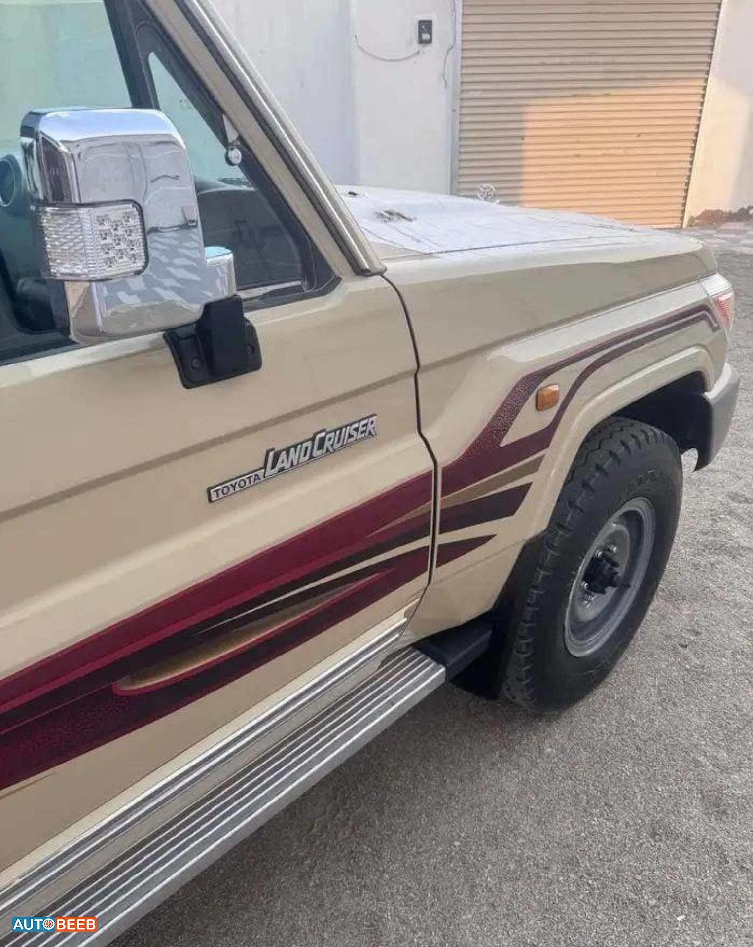 تويوتا لاندكروزر 2016