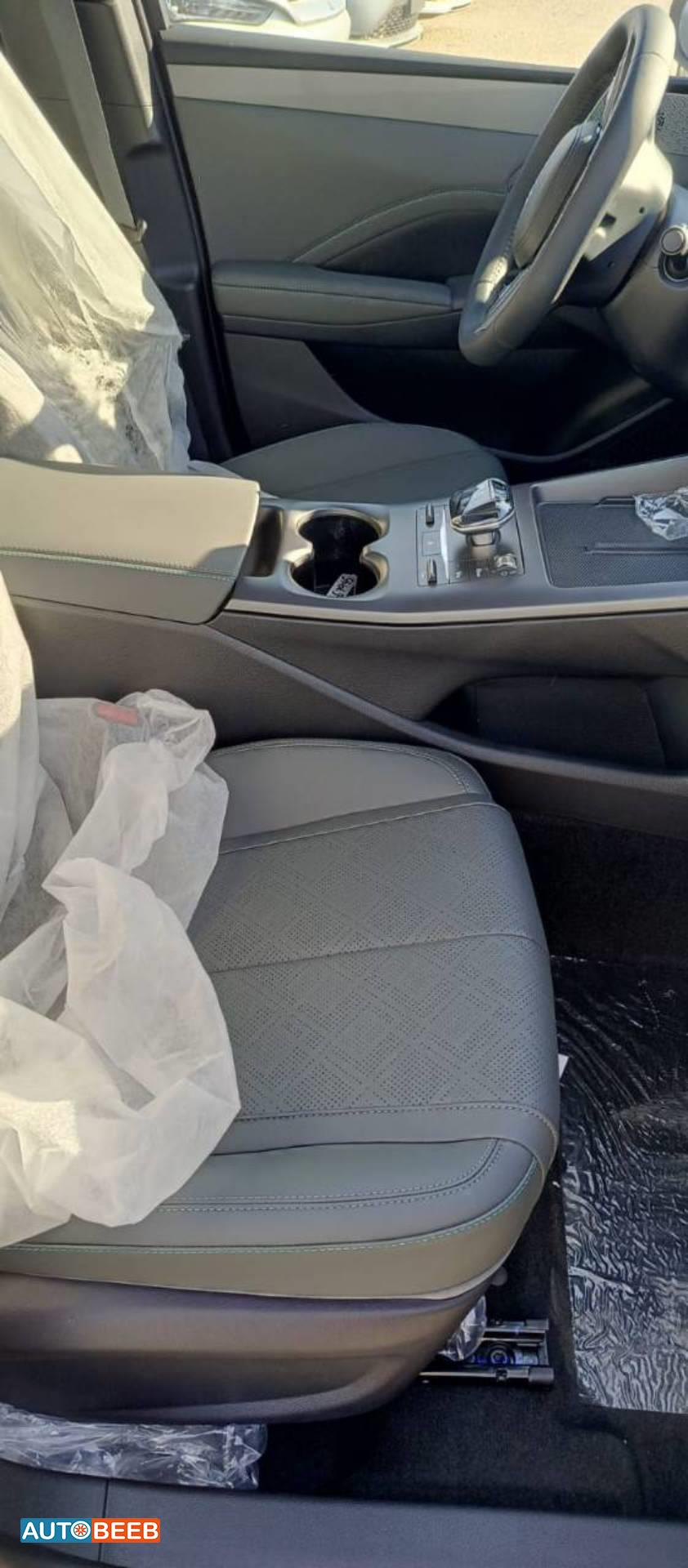 بي واي دي كين 2025