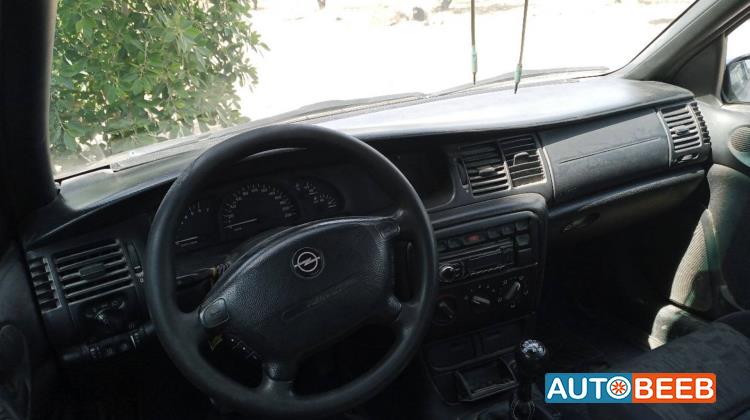 Opel Vectra 1998