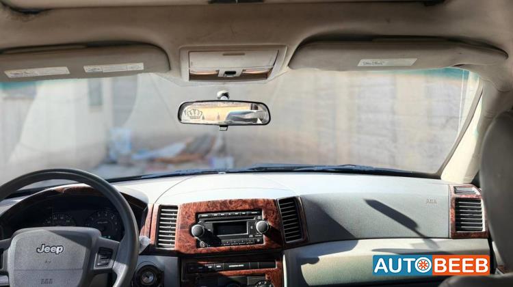 جيب جراند شيروكي 2006