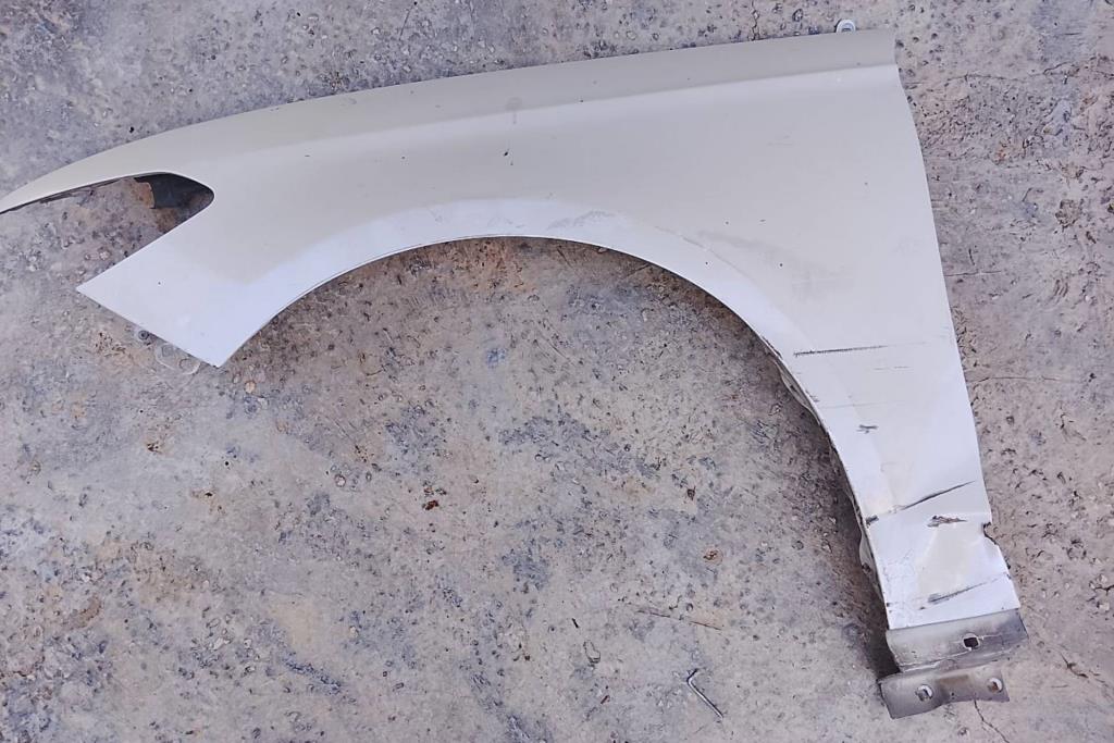 جناح جهه السائق اصلي