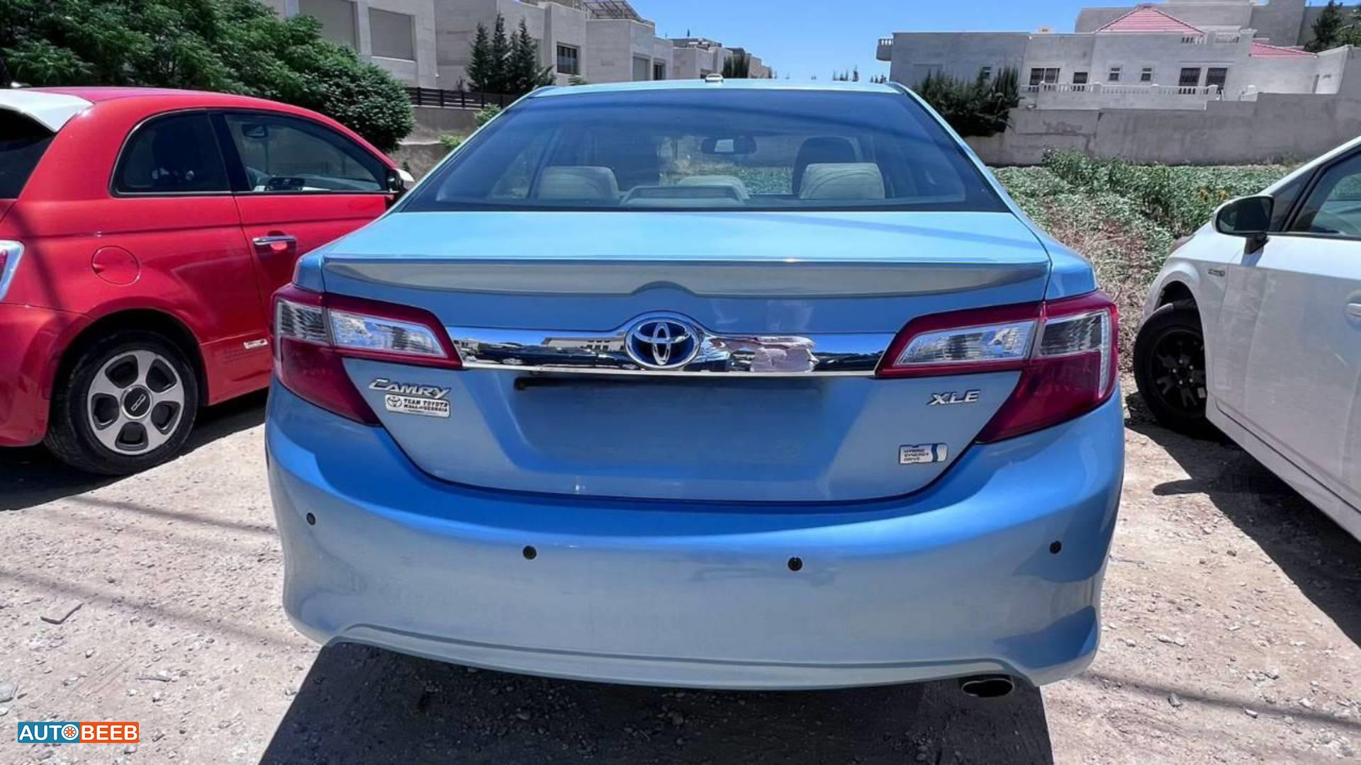 تويوتا كامري 2012