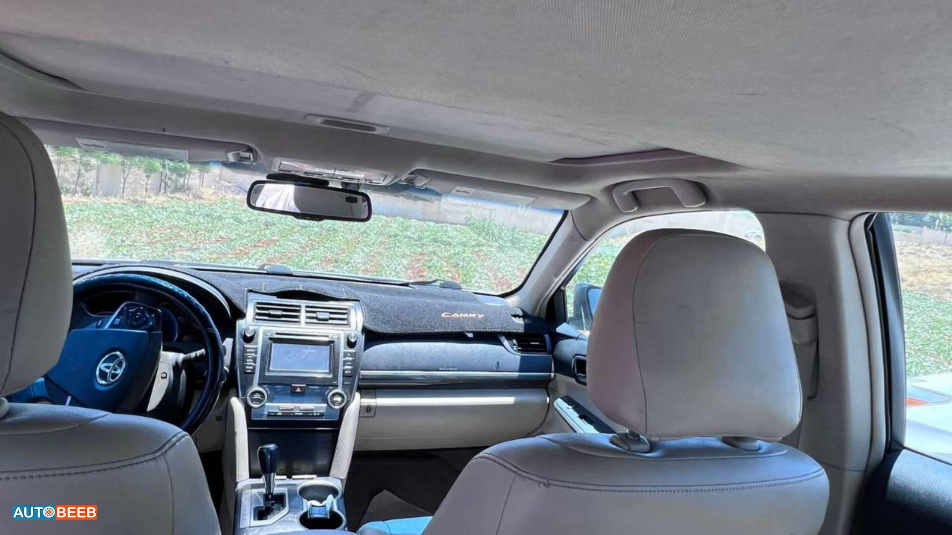 تويوتا كامري 2012