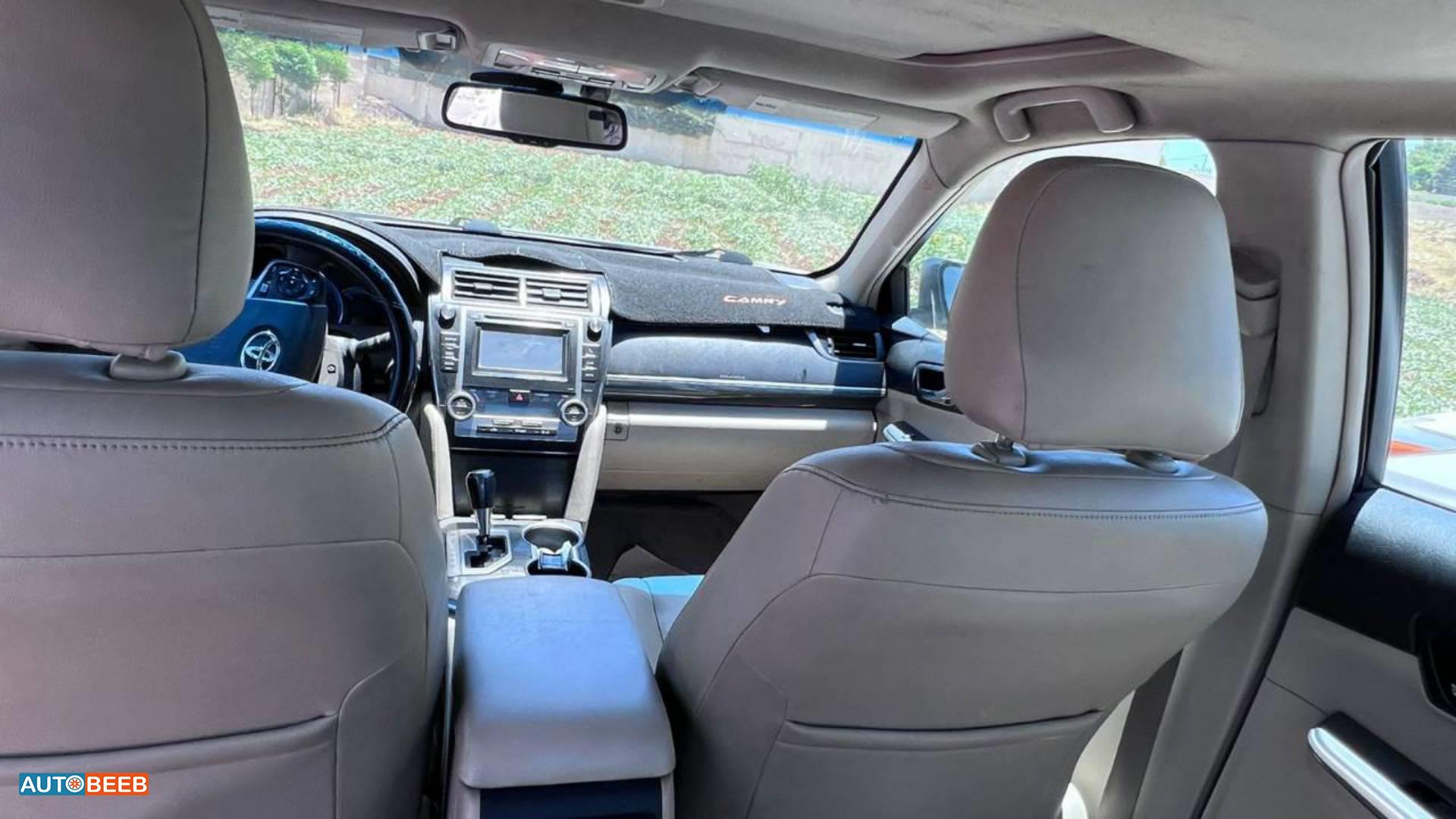 تويوتا كامري 2012