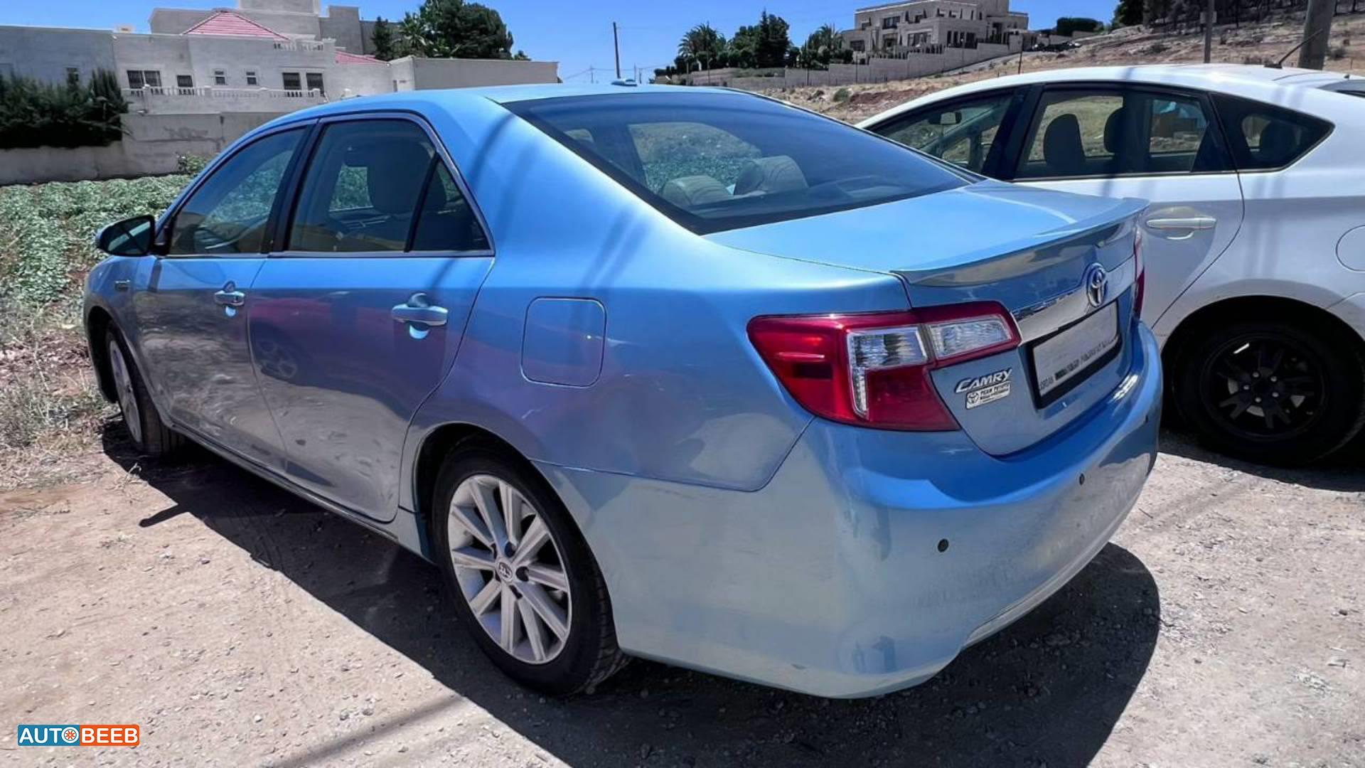 تويوتا كامري 2012