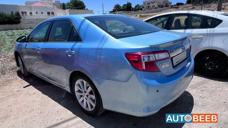 تويوتا كامري 2012